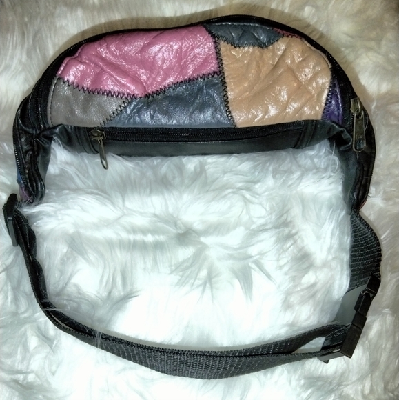 Fanny PacK Patch Leather - Picture 5 of 5